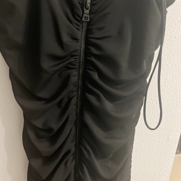 ALICE & OLIVIA DRESS - Picture 4 of 5